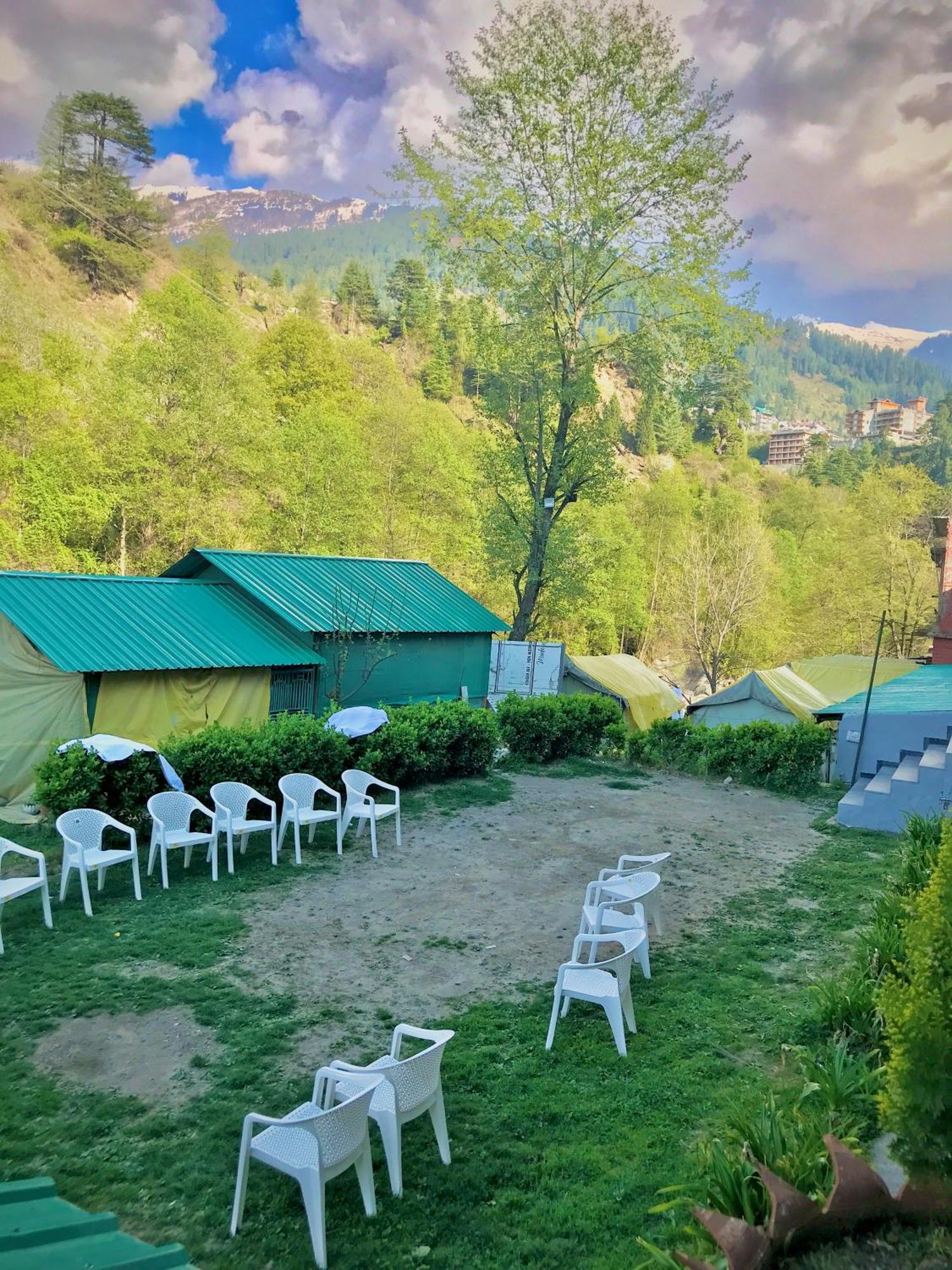 The Avenue Hotel , Manali A River Side Hotel Kültér fotó
